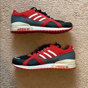 Men’s Adidas Sneakers Size 13